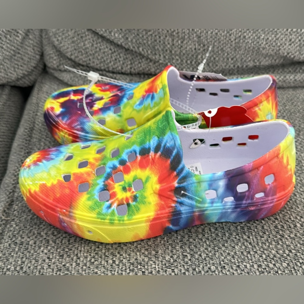 Vans Slip On Tie Dye Crocs